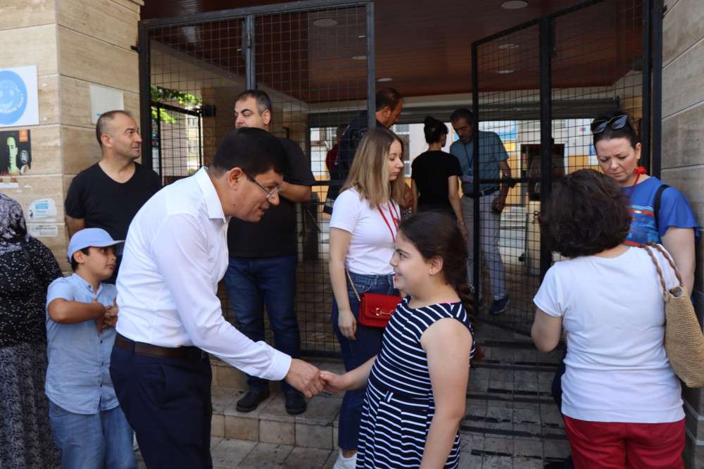 Nazilli Belediyesi'nden LGS öğrencilerine moral desteği 